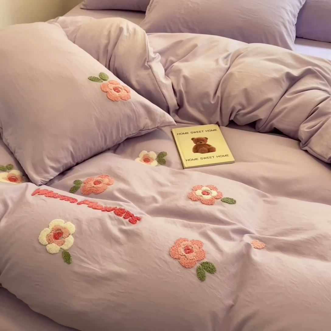 91家纺网 家纺一手货源 找家纺 优卡迪家纺馆 2025新款水洗棉毛巾绣四件套（下载文件夹包含买家秀） 国色天香-浅紫