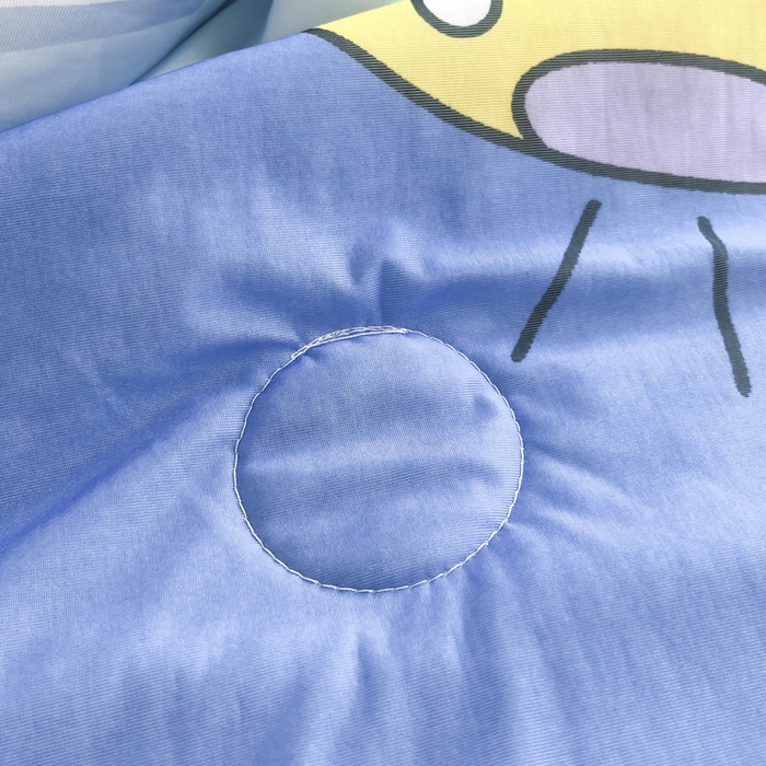 91家纺网 家纺一手货源 找家纺 博雅 2025新款A类大版数码印花冰丝凉席可组合凉感丝夏被-宇航员 太空漫步