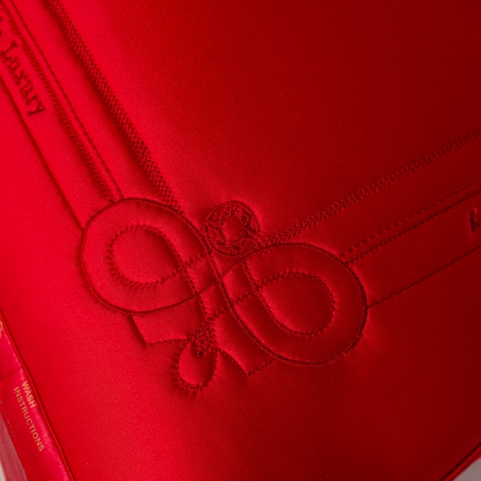 91家纺网 家纺一手货源 找家纺 2025新款婚庆枕芯 同心结缘-红乳胶枕