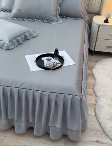 91家纺网 家纺一手货源 找家纺 （总）家之硕家纺 2025新款冰丝凉席床裙款三件套