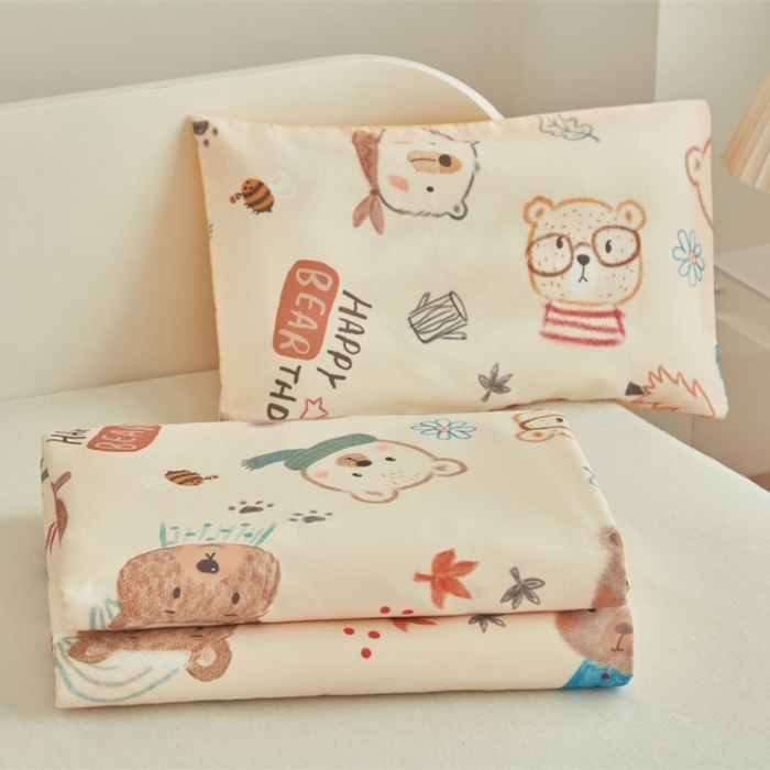 91家纺网 家纺一手货源 找家纺 艾佳宝贝 2025新款A类儿童全棉多功能单被套可拆式夏被四季被子 憨憨萌熊