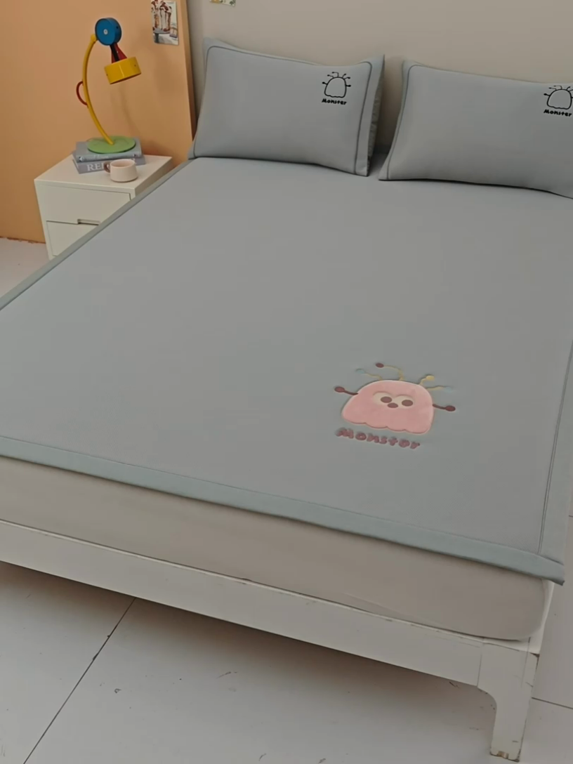 91家纺网 家纺一手货源 找家纺 （总）全季家居 2025新款5A抗菌碳光卡通贴布系列冰丝席