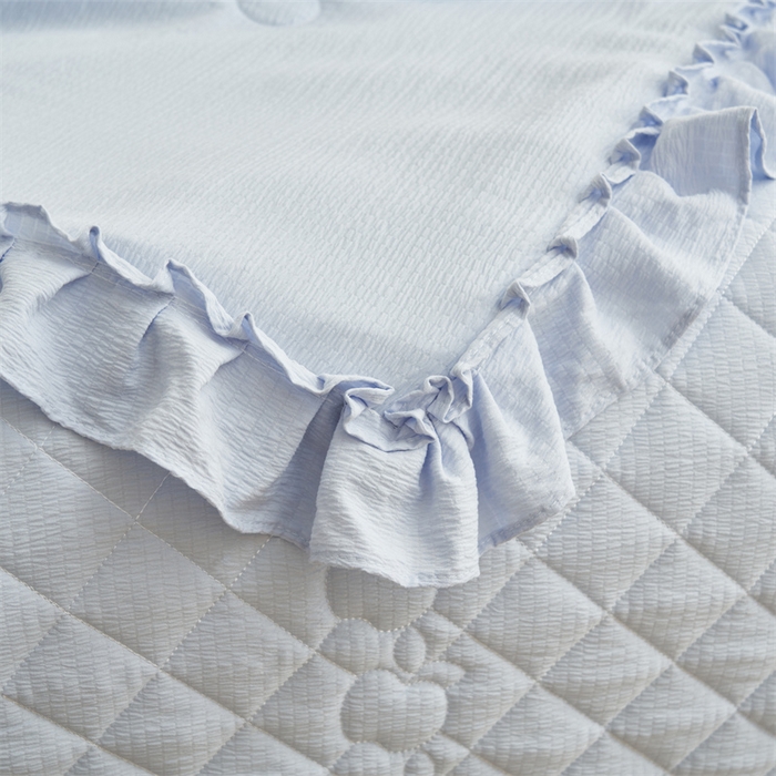 91家纺网 家纺一手货源 找家纺 恒爱家纺 2025新款A类泡泡纱床盖-杜鹃 天空蓝