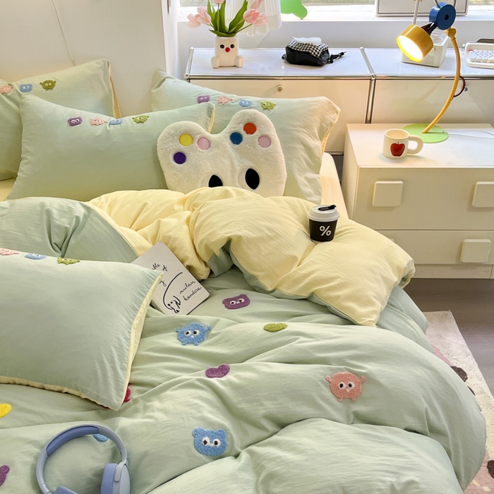 91家纺网 家纺一手货源 找家纺 优卡迪家纺馆 2025新款水洗棉毛巾绣四件套（下载文件夹包含买家秀） 开心怪兽-绿