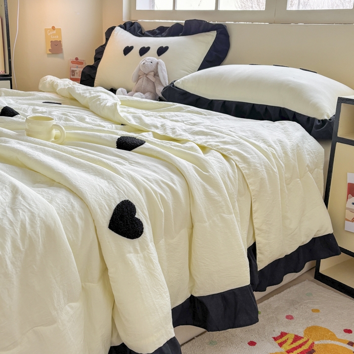 91家纺网 家纺一手货源 找家纺 老K (原美阁） 2025新款毛巾绣韩版单夏被空调被单品 爱心-米白