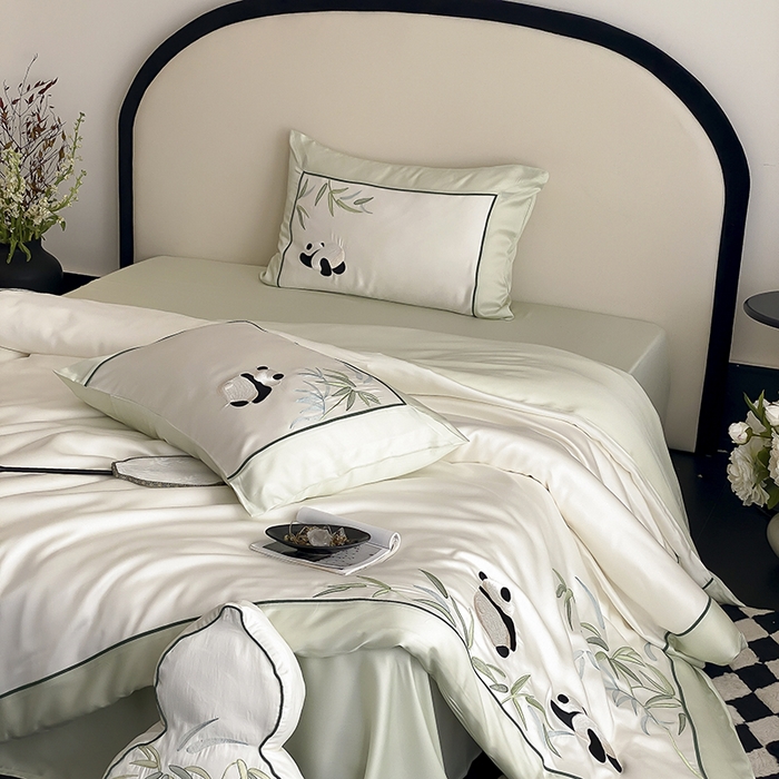 91家纺网 家纺一手货源 找家纺 MIU缪家居 2025新款60支兰精天丝四件套-熊猫与竹 熊猫与竹-爽白