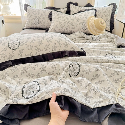 佳一家纺 2025新款亲肤水洗棉夏被 花香