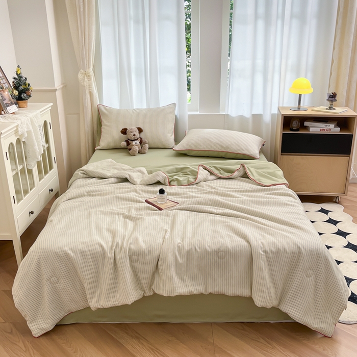 91家纺网 家纺一手货源 找家纺 （总）宜代光年 2025新款全棉提花大豆夏被（森韵）