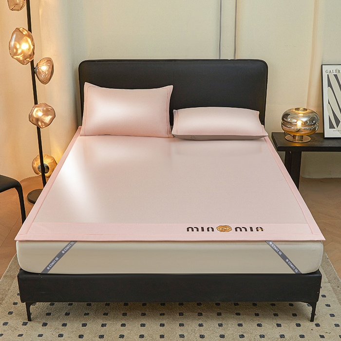 91家纺网 家纺一手货源 找家纺 全季家居 2025新款全季家居5A抗菌min系列凉感冰丝席 床席-淡粉