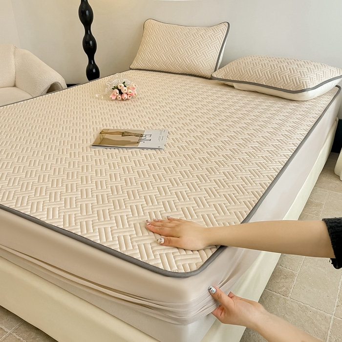 91家纺网 家纺一手货源 找家纺 欧邦2025新款纯色加厚乳胶床笠三件套 饼干花-米杏