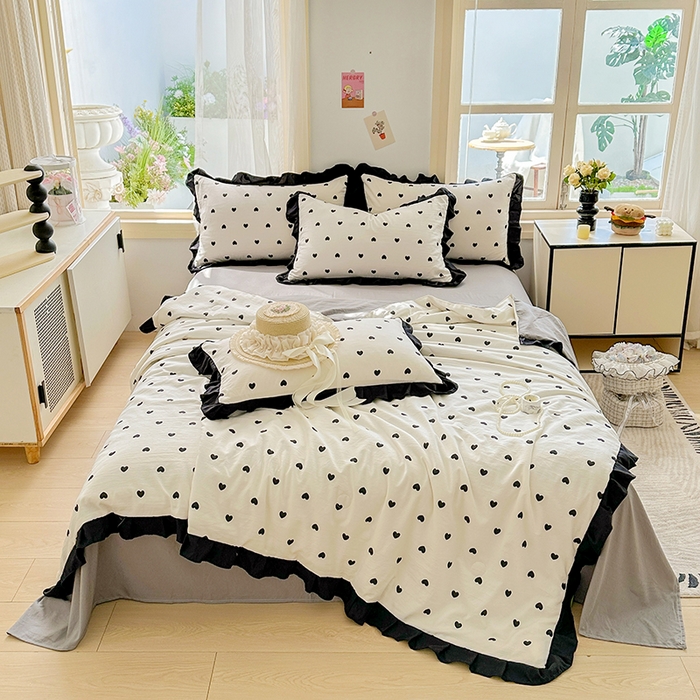 91家纺网 家纺一手货源 找家纺 佳一家纺 2025新款亲肤水洗棉夏被 爱心点点