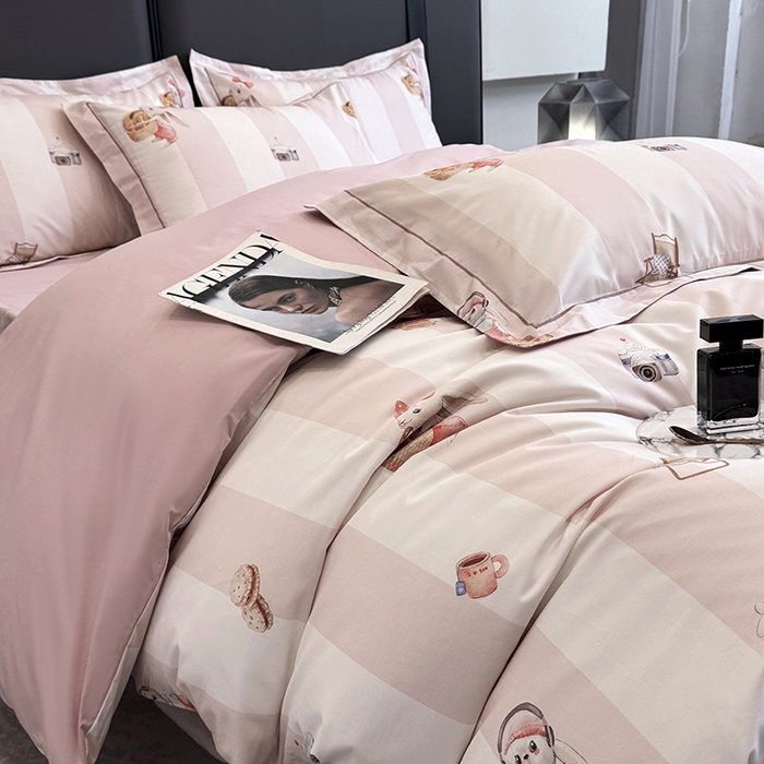 91家纺网 家纺一手货源 找家纺 乐蔻家纺 2025新款全棉13376数码印花四件套 音乐兔（粉）