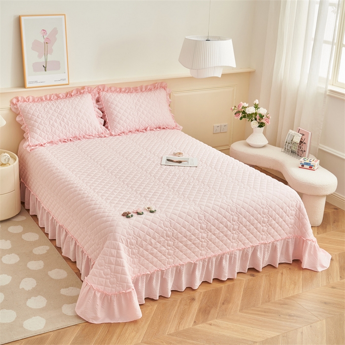 91家纺网 家纺一手货源 找家纺 恒爱家纺 2025新款A类泡泡纱床盖-杜鹃 香妃粉