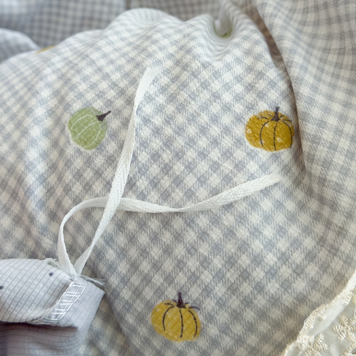 91家纺网 家纺一手货源 找家纺 竹合家纺 2025新款春日碎花法式镂空花边款式提花皱皱四件套 法式-小南瓜灰