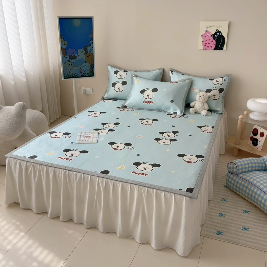 91家纺网 家纺一手货源 找家纺 懒猫家纺 2025春夏新款250D数码印花冰丝席凉席席子 星月小狗-蓝