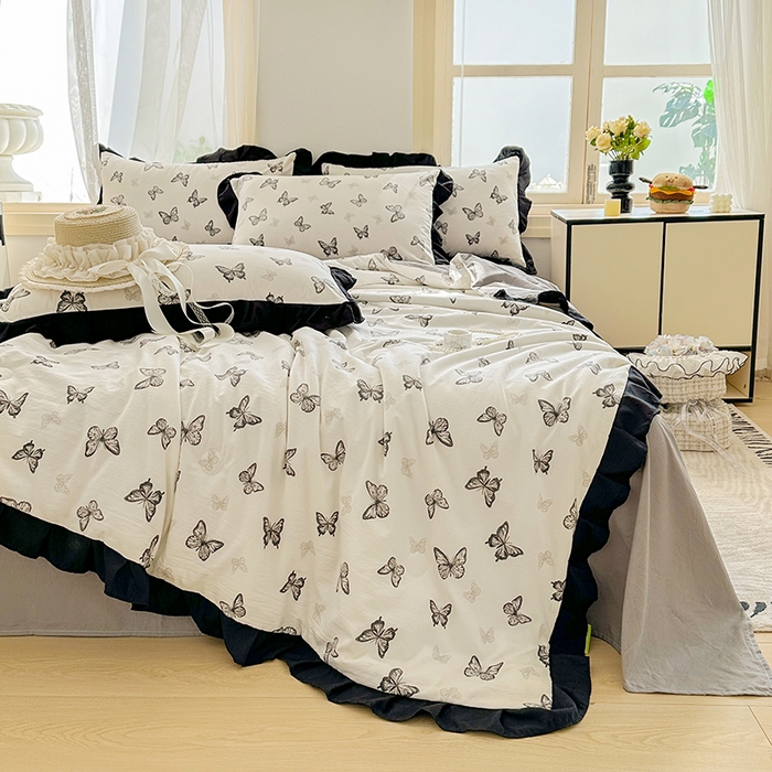 91家纺网 家纺一手货源 找家纺 佳一家纺 2025新款亲肤水洗棉夏被 蝶舞