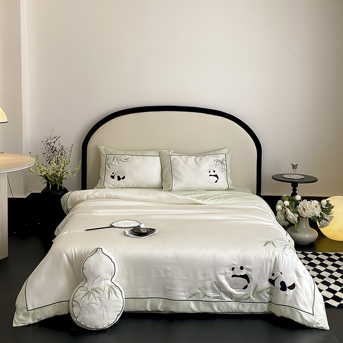 91家纺网 家纺一手货源 找家纺 MIU缪家居 2025新款60支兰精天丝四件套-熊猫与竹 熊猫与竹-爽白