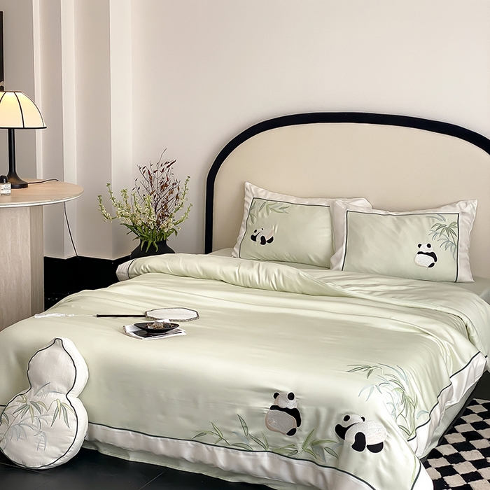 91家纺网 家纺一手货源 找家纺 MIU缪家居 2025新款60支兰精天丝四件套-熊猫与竹 熊猫与竹-清绿