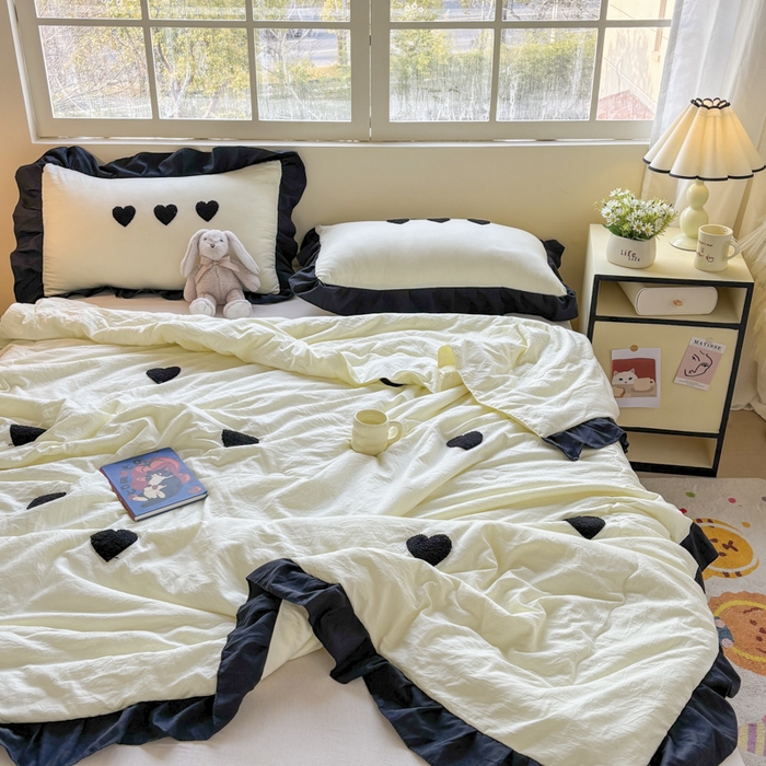 91家纺网 家纺一手货源 找家纺 老K (原美阁） 2025新款毛巾绣韩版单夏被空调被单品 爱心-米白