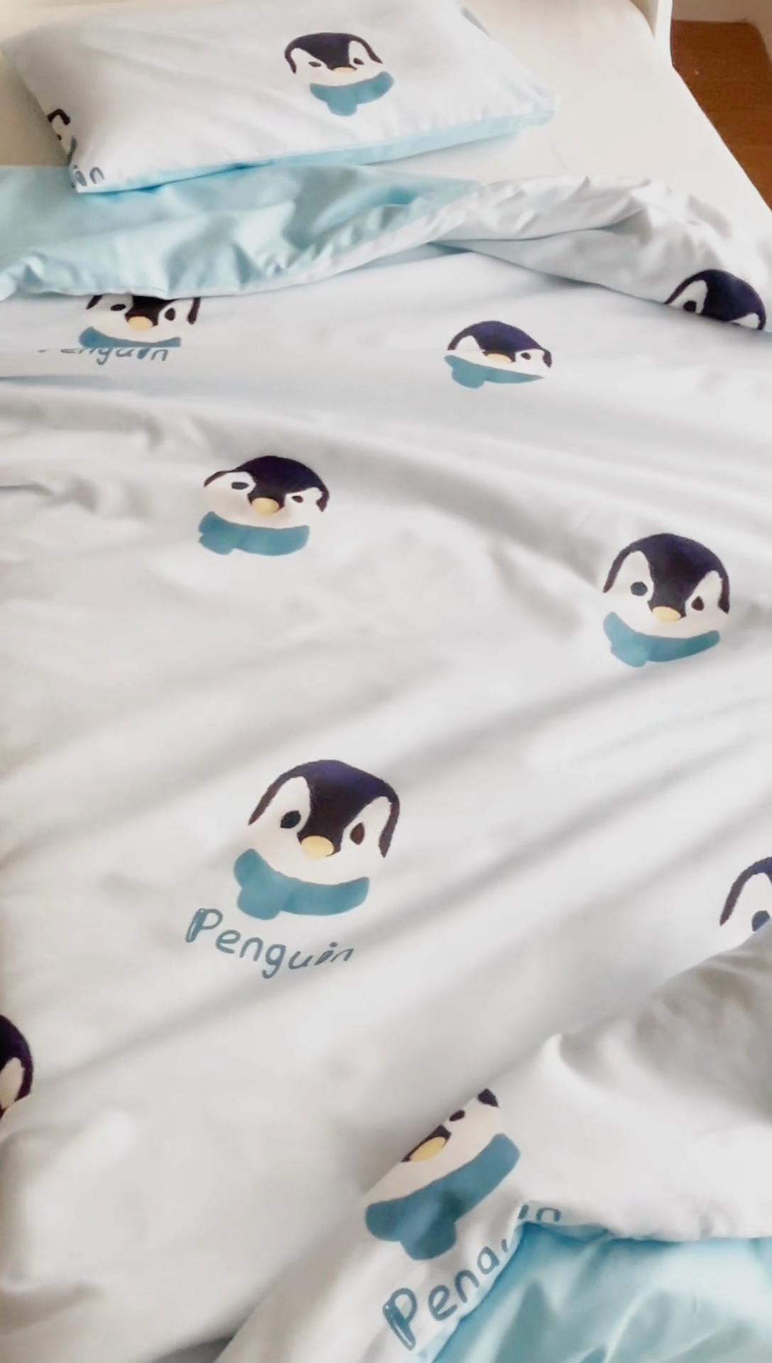 91家纺网 家纺一手货源 找家纺 艾佳宝贝 2025新款A类儿童全棉多功能单被套可拆式夏被四季被子 乖萌小企鹅