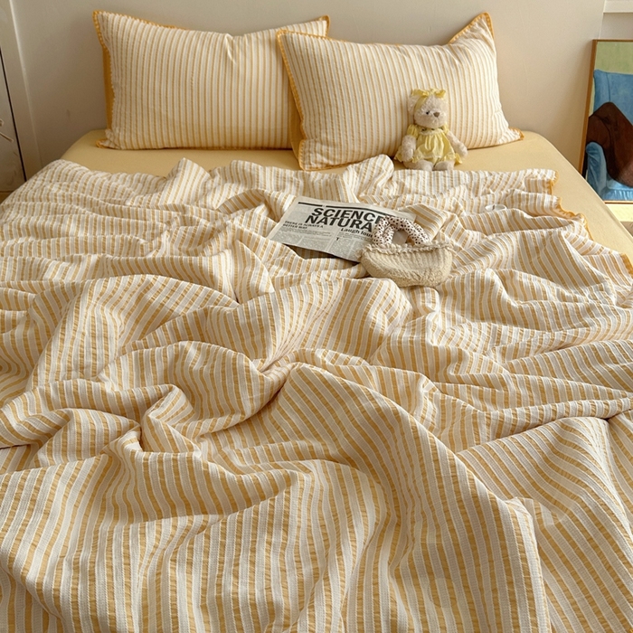 91家纺网 家纺一手货源 找家纺 （总）  曼町家居2025新款全棉水洗棉提花贝壳边夏被系列