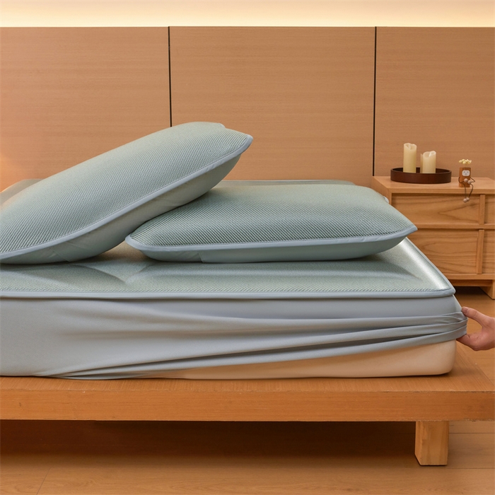 91家纺网 家纺一手货源 找家纺 2025夏季新品纯色冰藤床笠三件套凉感冰丝床笠席子单件床罩 冰藤床笠-丝绒绿