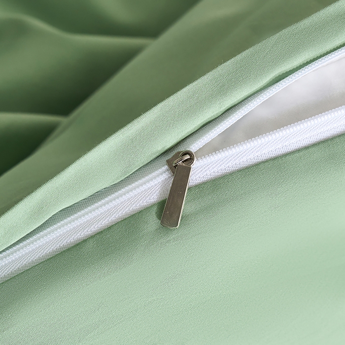 91家纺网 家纺一手货源 找家纺 闲鱼家纺 2025春夏新款小黑标60全棉纯棉四件套系列场景2 单被套被套单件 翠微绿