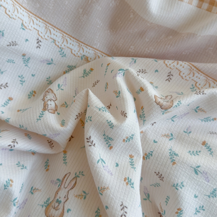 91家纺网 家纺一手货源 找家纺 竹合家纺 2025新款春日碎花法式镂空花边款式提花皱皱四件套 法式-乖乖兔