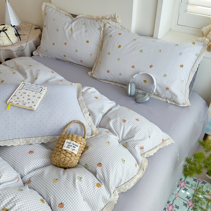 91家纺网 家纺一手货源 找家纺 竹合家纺 2025新款春日碎花法式镂空花边款式提花皱皱四件套 法式-小南瓜灰