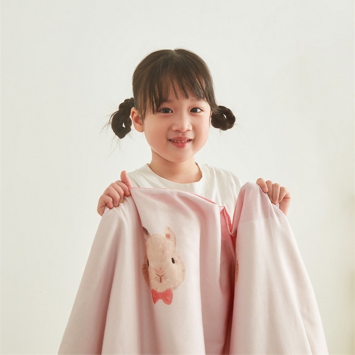 91家纺网 家纺一手货源 找家纺 艾佳宝贝 2025新款A类儿童全棉多功能单被套可拆式夏被四季被子 乖萌甜兔