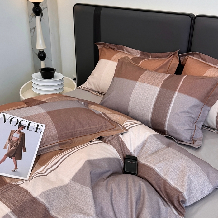 91家纺网 家纺一手货源 找家纺 乐蔻家纺 2025新款全棉13376数码印花四件套 格兰特 咖