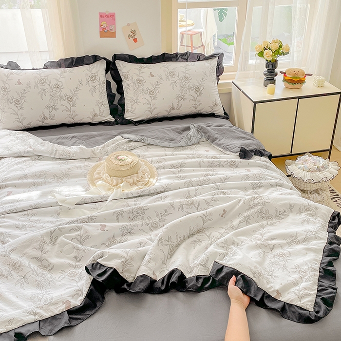 91家纺网 家纺一手货源 找家纺 佳一家纺 2025新款亲肤水洗棉夏被 花恋