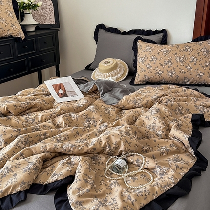 91家纺网 家纺一手货源 找家纺 亿品家纺 2025直播爆款韩版赫本风花边款针织棉双层纱夏被四件套【有买家秀加V】