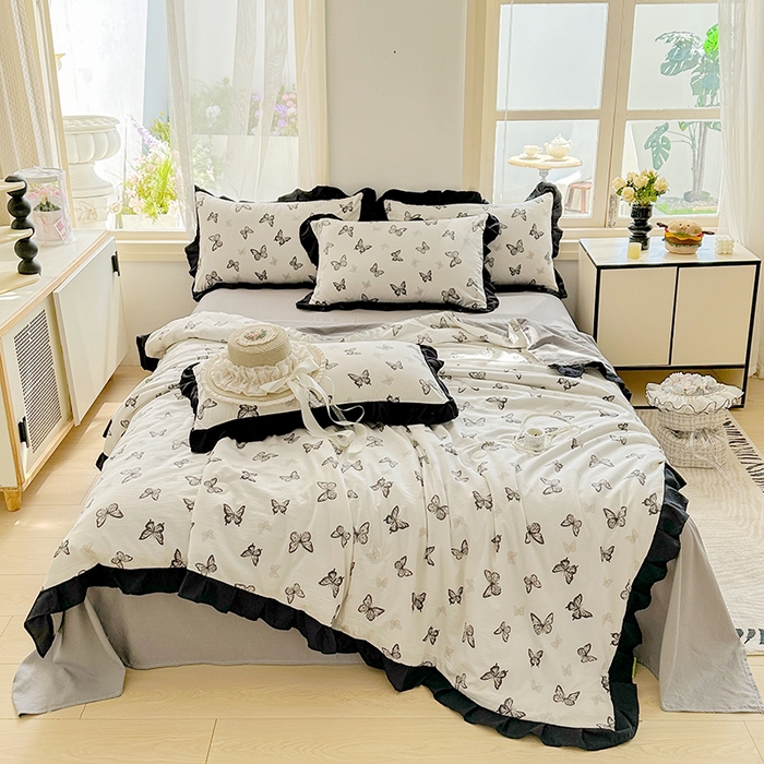 91家纺网 家纺一手货源 找家纺 佳一家纺 2025新款亲肤水洗棉夏被 蝶舞