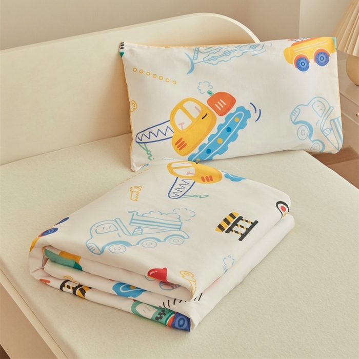 91家纺网 家纺一手货源 找家纺 艾佳宝贝 2025新款A类儿童全棉多功能单被套可拆式夏被四季被子 工程小车