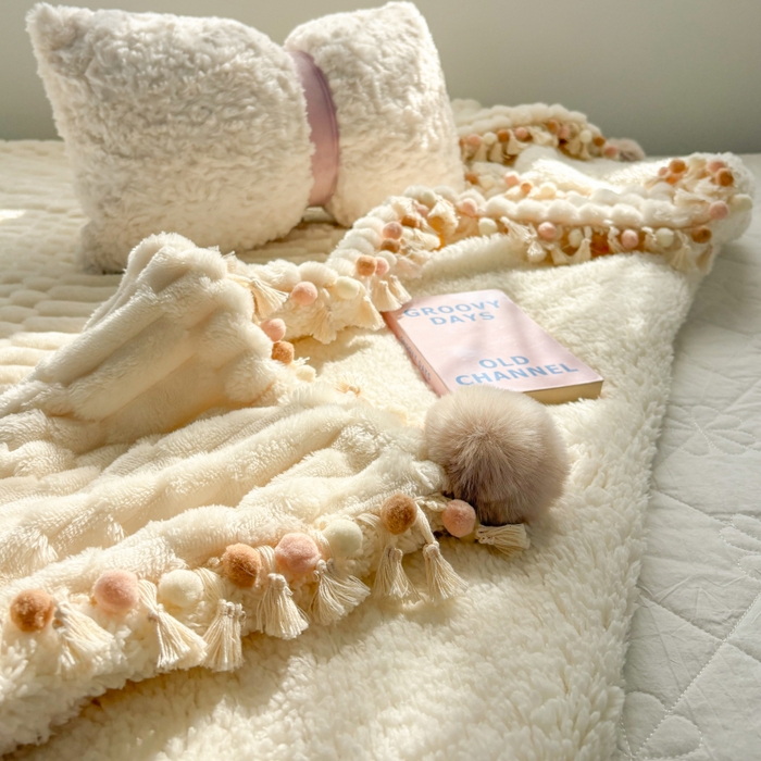 91家纺网 家纺一手货源 找家纺 （总）潮邦创意家居 2025新款 奶芙绒流苏球毛毯