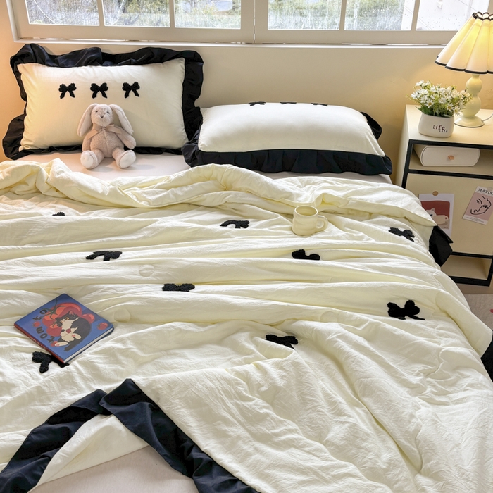 91家纺网 家纺一手货源 找家纺 老K (原美阁） 2025新款毛巾绣韩版单夏被空调被单品 蝴蝶结-米白