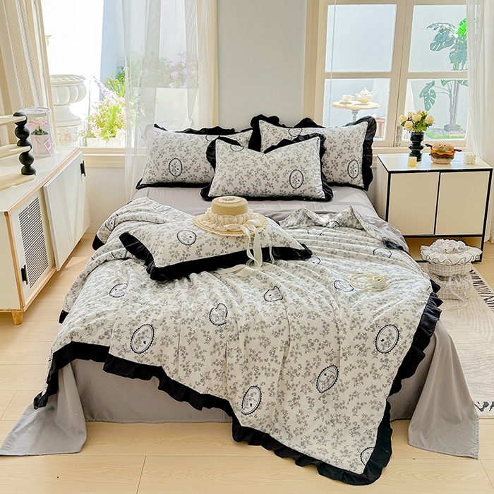 91家纺网 家纺一手货源 找家纺 佳一家纺 2025新款亲肤水洗棉夏被 花香