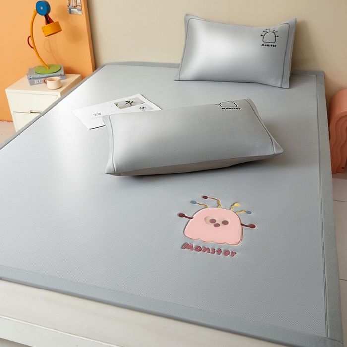 91家纺网 家纺一手货源 找家纺 （总）全季家居 2025新款5A抗菌碳光卡通贴布系列冰丝席