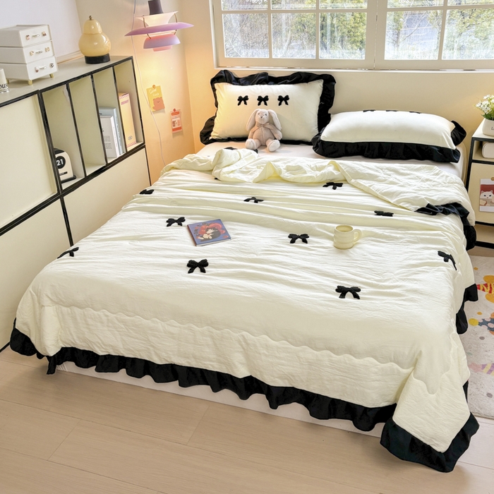 91家纺网 家纺一手货源 找家纺 老K (原美阁） 2025新款毛巾绣韩版单夏被空调被单品 蝴蝶结-米白