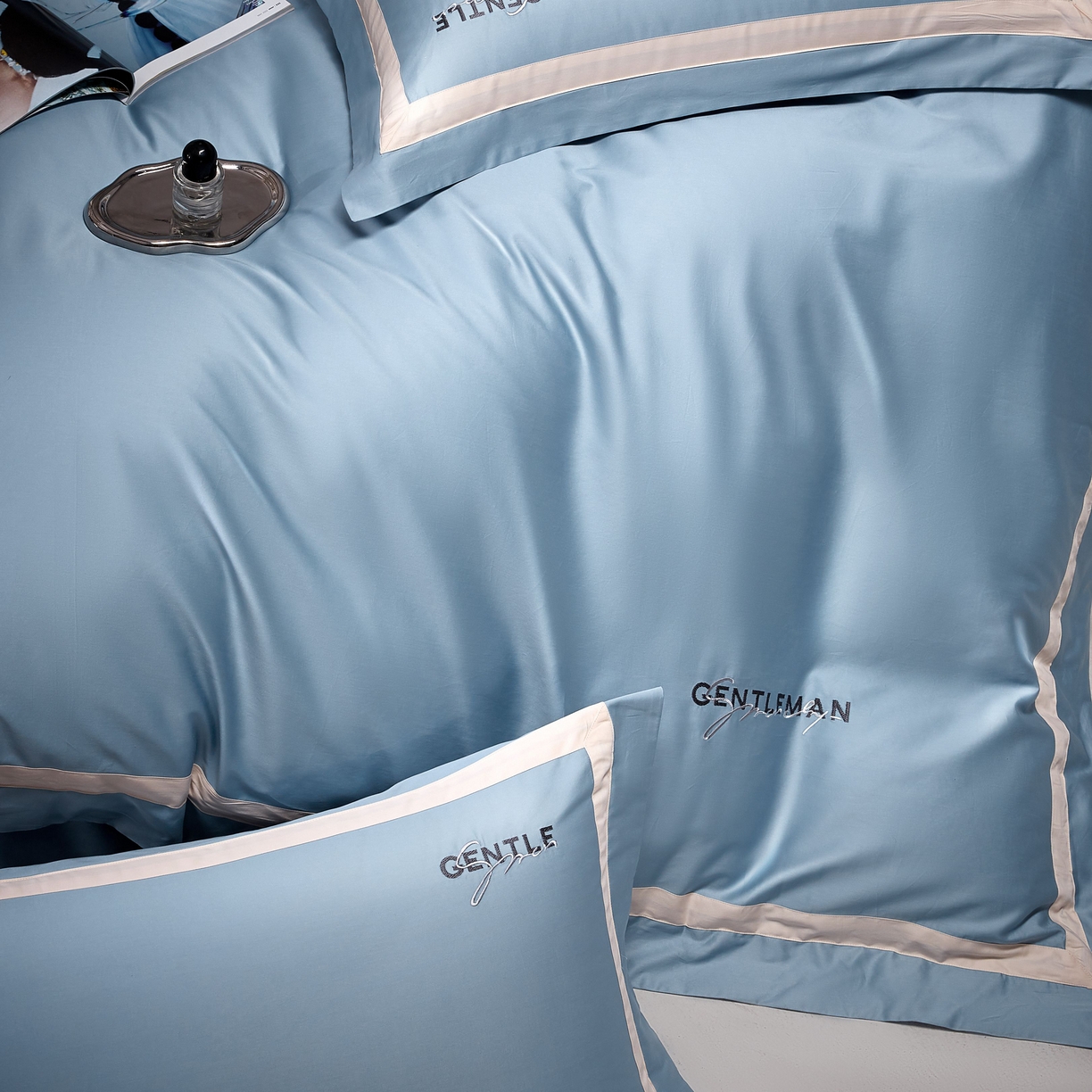 91家纺网 家纺一手货源 找家纺 佳汐蓝家纺 2025春夏新款新疆棉纯棉轻奢四件套（贴边款） 景澜蓝