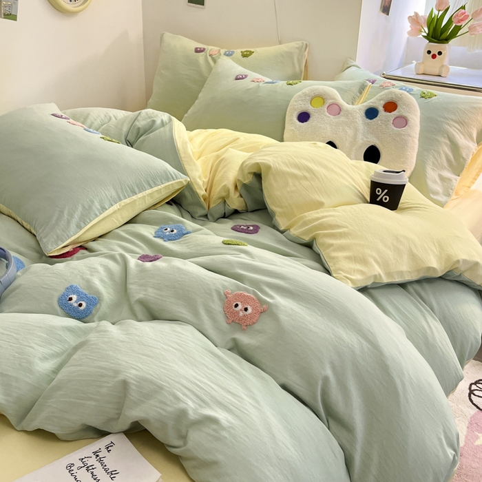 91家纺网 家纺一手货源 找家纺 优卡迪家纺馆 2025新款水洗棉毛巾绣四件套（下载文件夹包含买家秀） 开心怪兽-绿