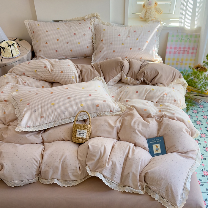 91家纺网 家纺一手货源 找家纺 竹合家纺 2025新款春日碎花法式镂空花边款式提花皱皱四件套 法式-小南瓜卡其