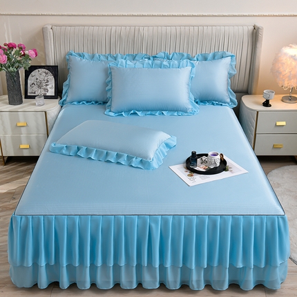 91家纺网 家纺一手货源 找家纺 家之硕家纺 2025新款冰丝凉席床裙款三件套 天空蓝