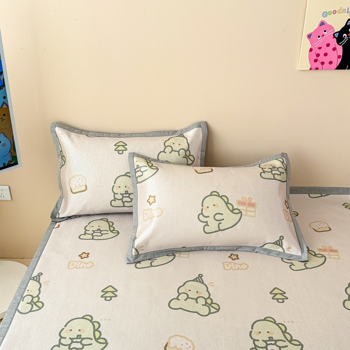 91家纺网 家纺一手货源 找家纺 懒猫家纺 2025春夏新款250D数码印花冰丝席凉席席子 礼物恐龙