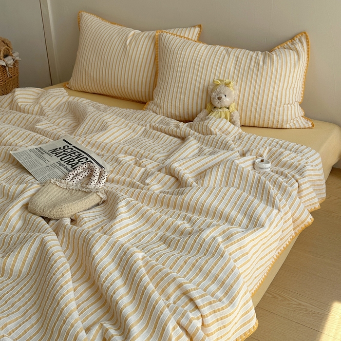 91家纺网 家纺一手货源 找家纺   曼町家居2025新款全棉水洗棉提花贝壳边夏被系列 流萤橙