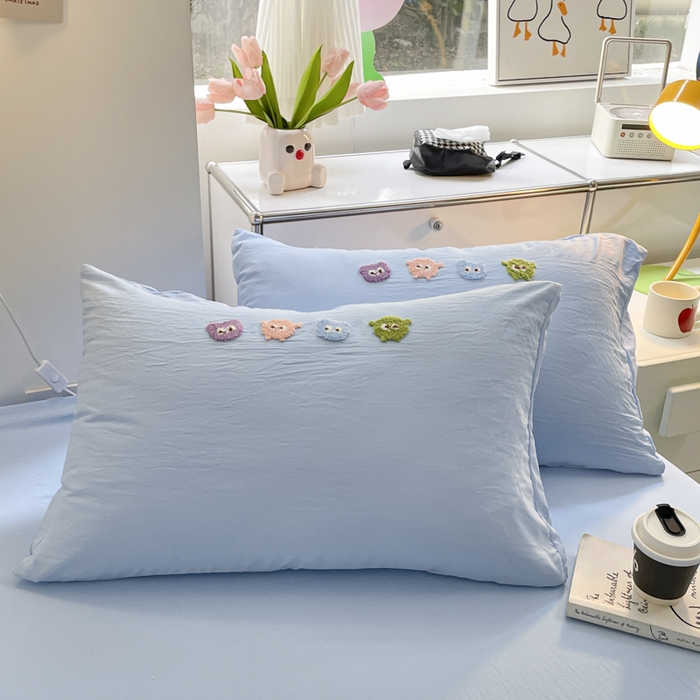 91家纺网 家纺一手货源 找家纺 优卡迪家纺馆 2025新款水洗棉毛巾绣四件套（下载文件夹包含买家秀） 开心怪兽-蓝