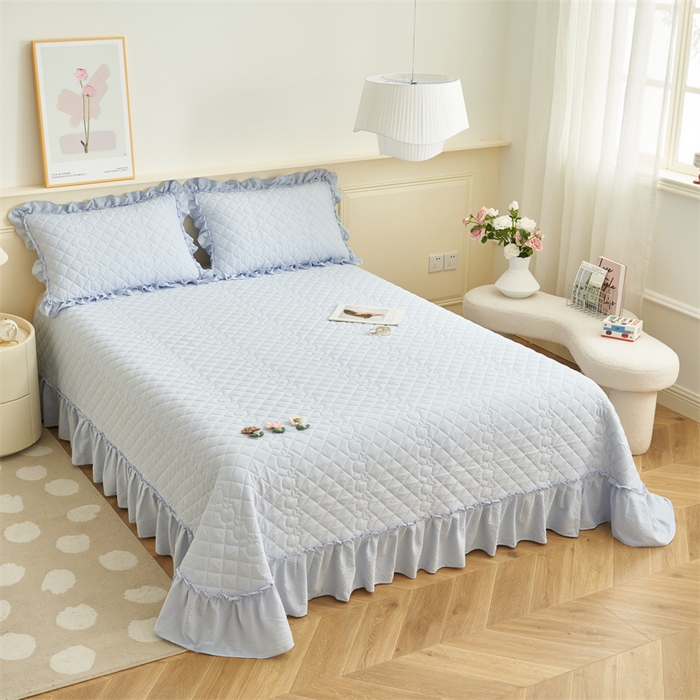 91家纺网 家纺一手货源 找家纺 恒爱家纺 2025新款A类泡泡纱床盖-杜鹃 天空蓝