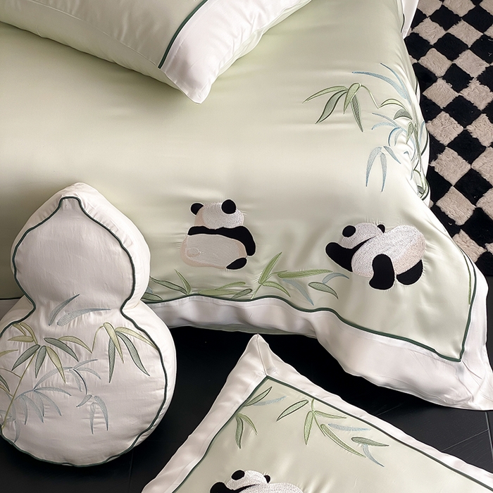 91家纺网 家纺一手货源 找家纺 MIU缪家居 2025新款60支兰精天丝四件套-熊猫与竹 熊猫与竹-清绿