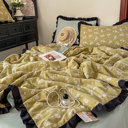 91家纺网 家纺一手货源 找家纺 亿品家纺 2025直播爆款韩版赫本风花边款针织棉双层纱夏被四件套【有买家秀加V】
